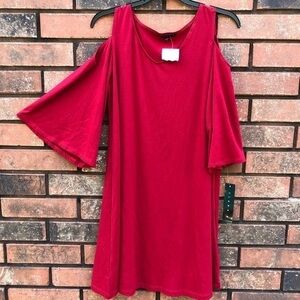 🔥TIANA B Red Cold Shoulder Dress. NWT